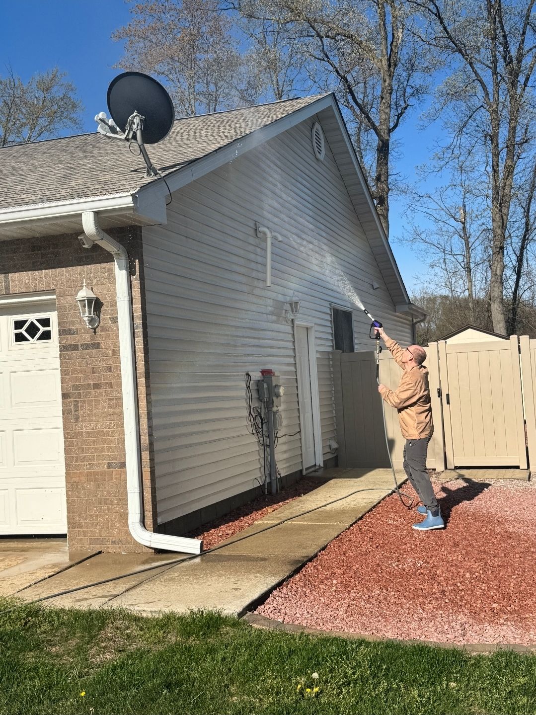 Tri-Pro Services property cleaning detail