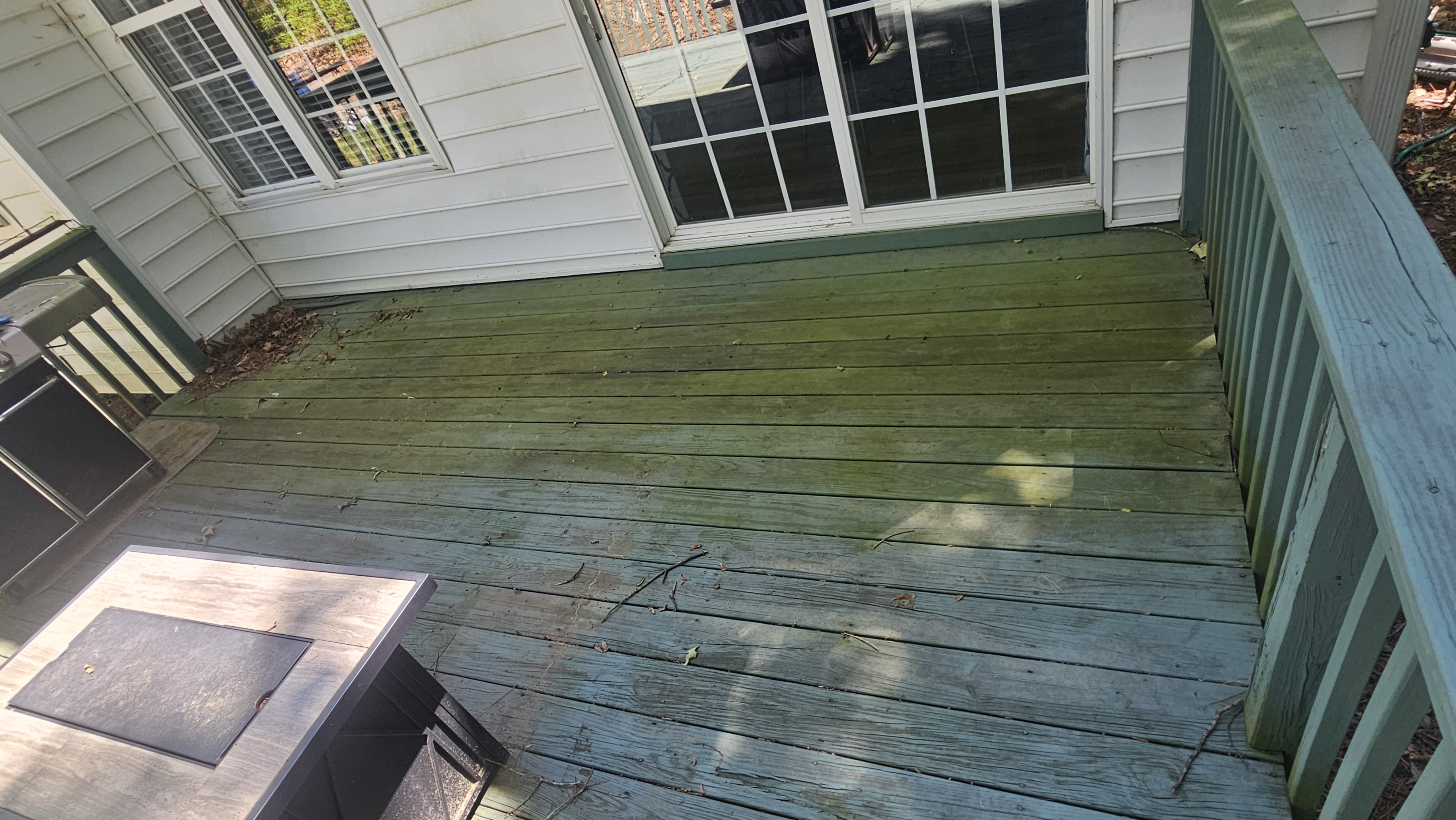 Deck & Fence Cleaning 1 before